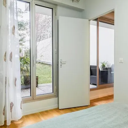 Apartment Trocadero Grand Jardin Privatif 4 Pers Paris