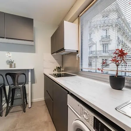 Apartment Trocadero Grand Jardin Privatif 4 Pers *